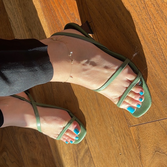 ZARA Strappy Green Sandals ‘38’ - Picture 6 of 12